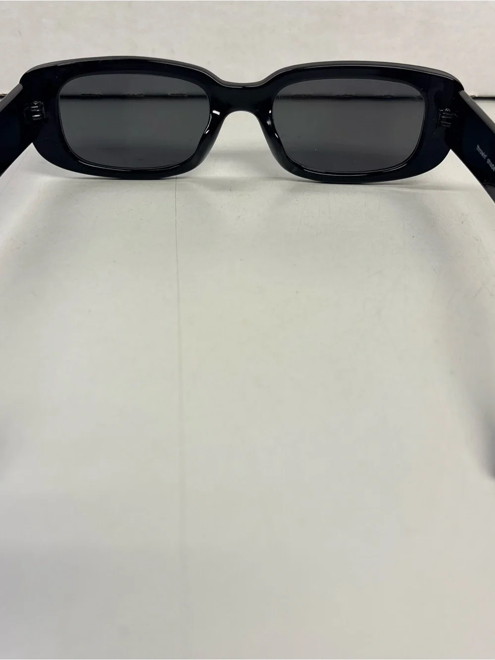 NWOT Throwin’ Shade Black Retro Tinted Sunglasses